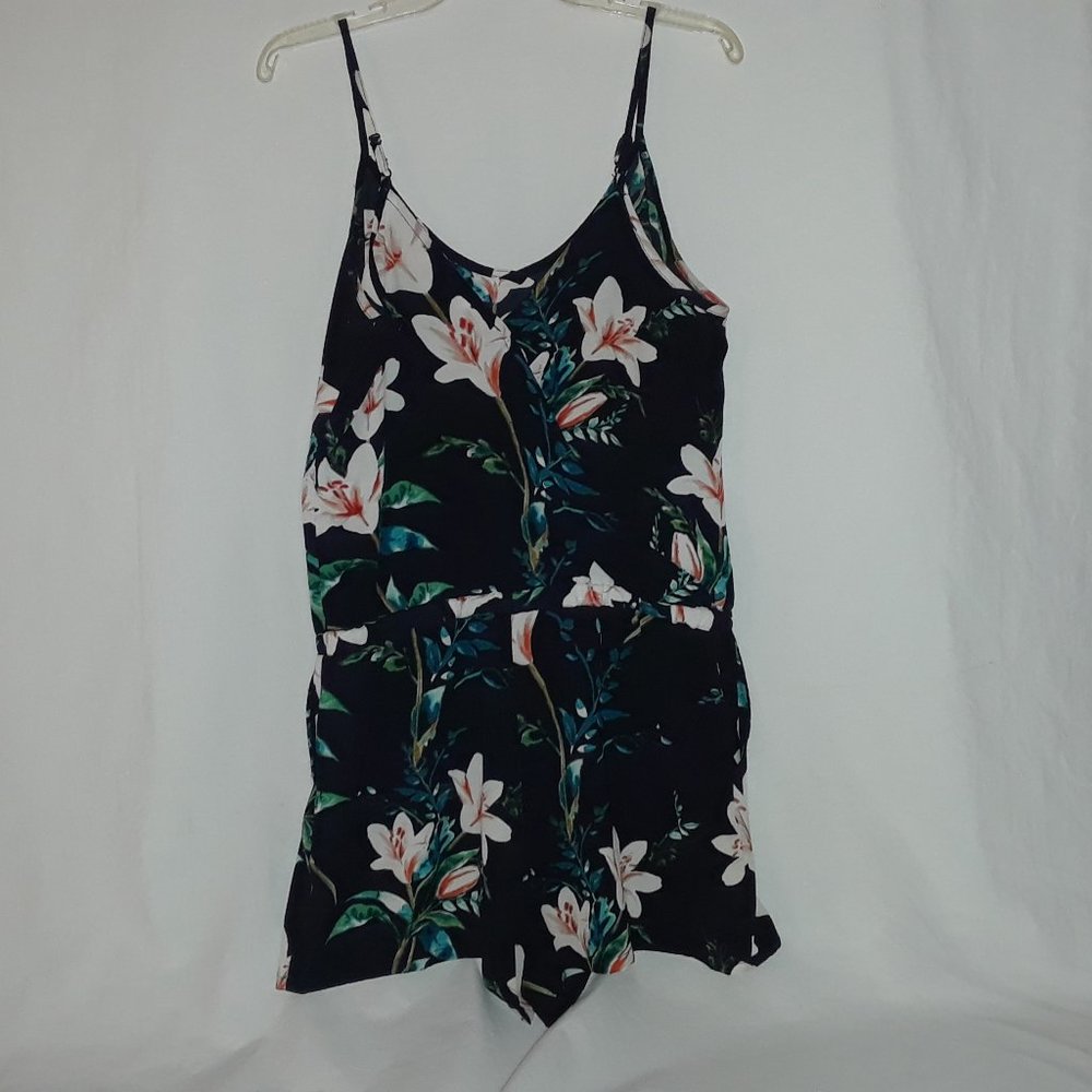 C&E, Romper